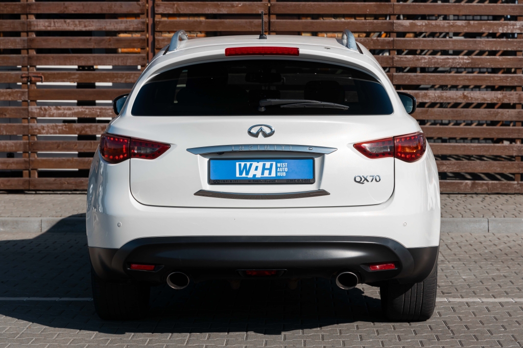 Infiniti QX70 2015 фото 8