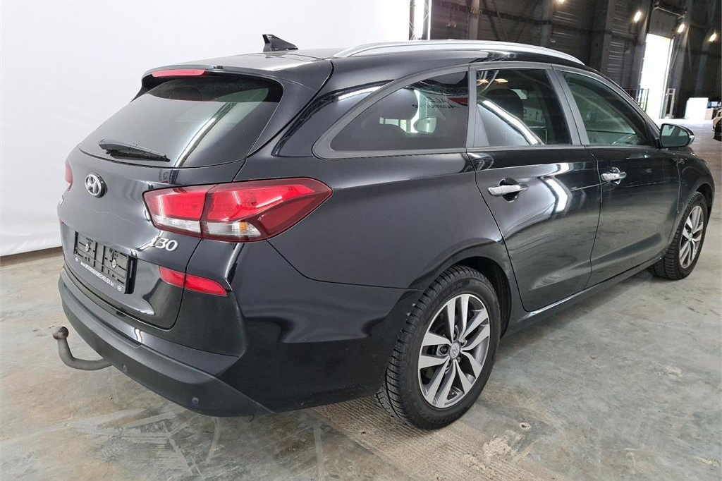 Hyundai i30 Wagon 2017 photo 3