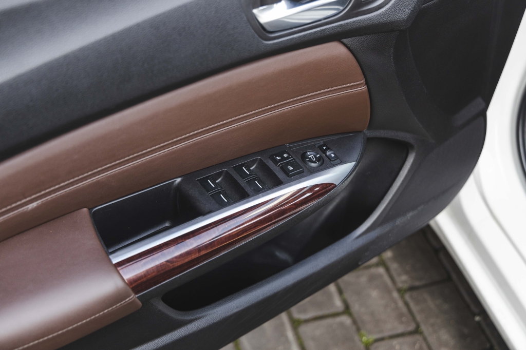 Acura TLX Advanced 2017 photo 15