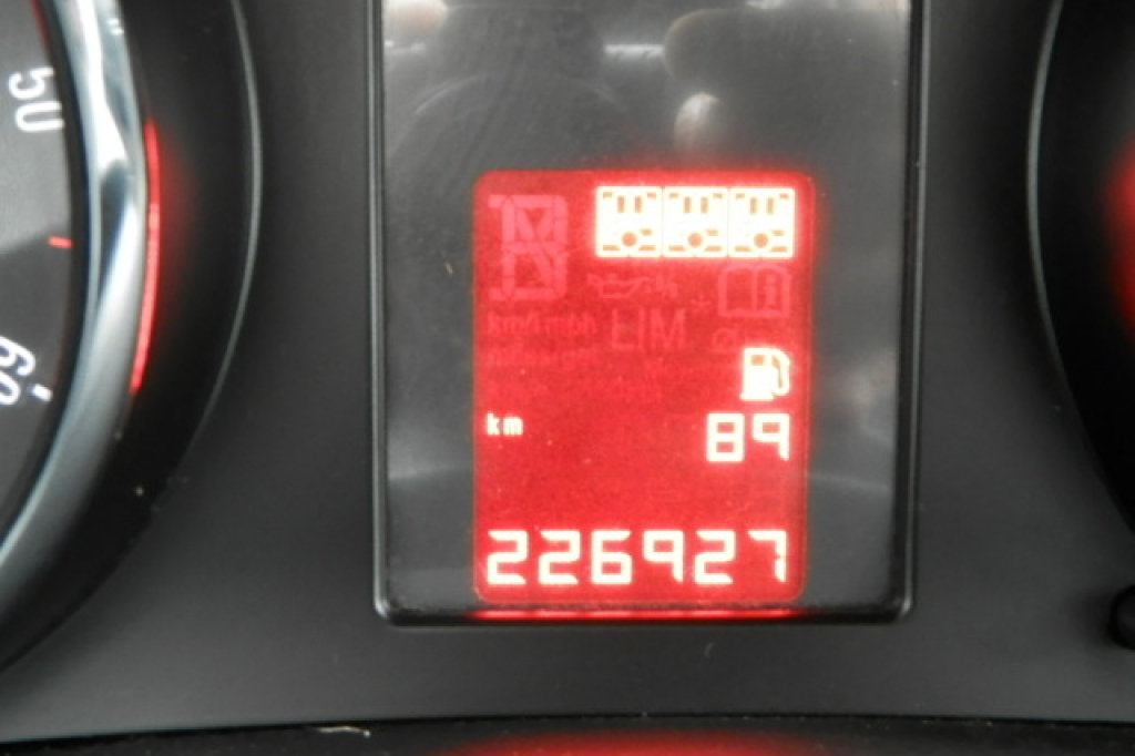 Opel Meriva 2012 photo 8