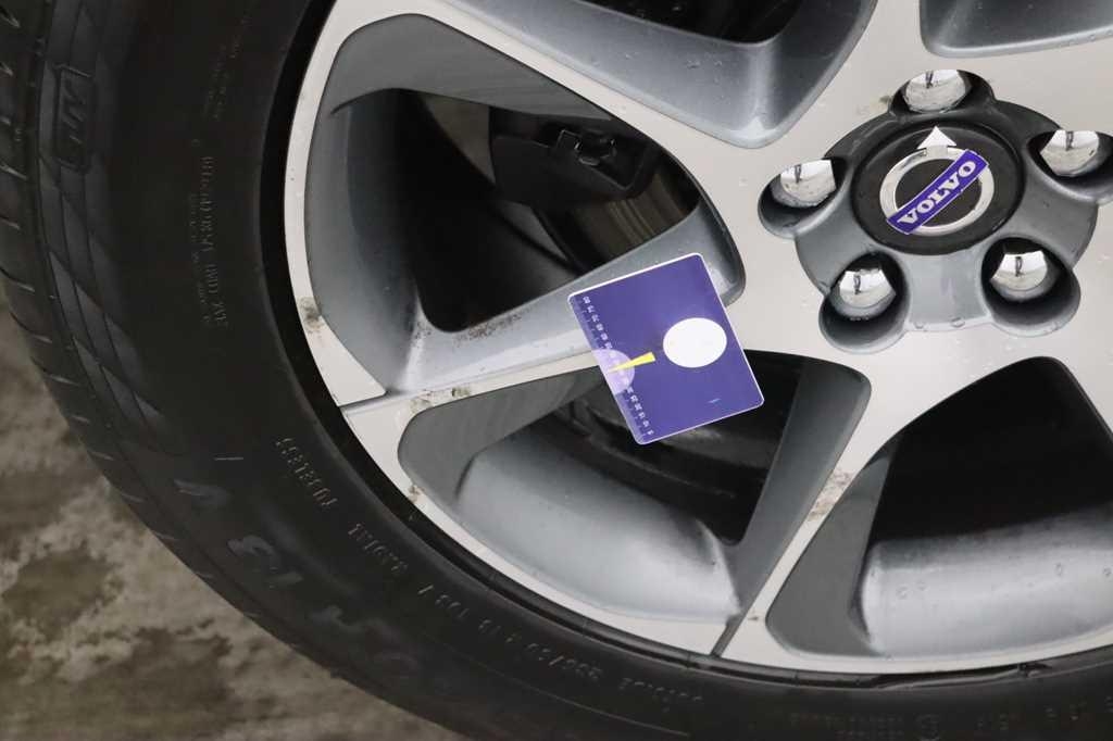 Volvo XC60 2016 фото 22