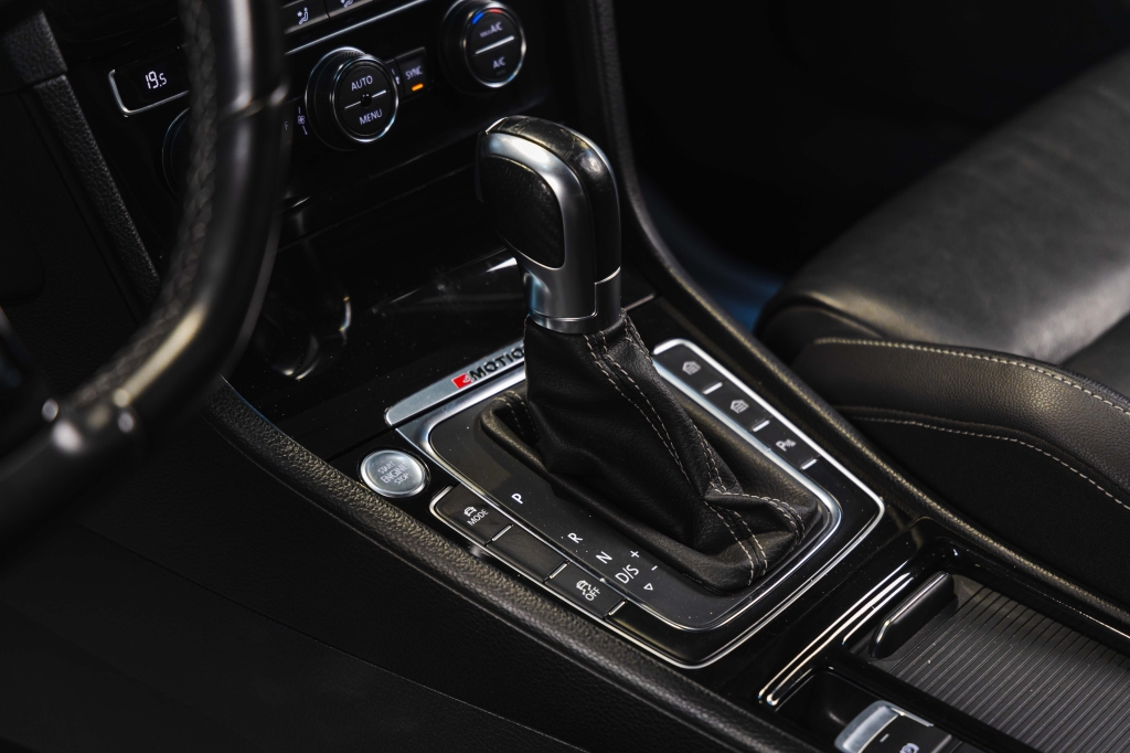 Volkswagen Golf R 2017 photo 29