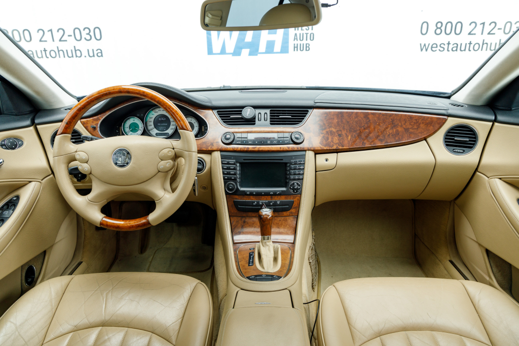Mercedes-Benz CLS 500 2005 фото 11