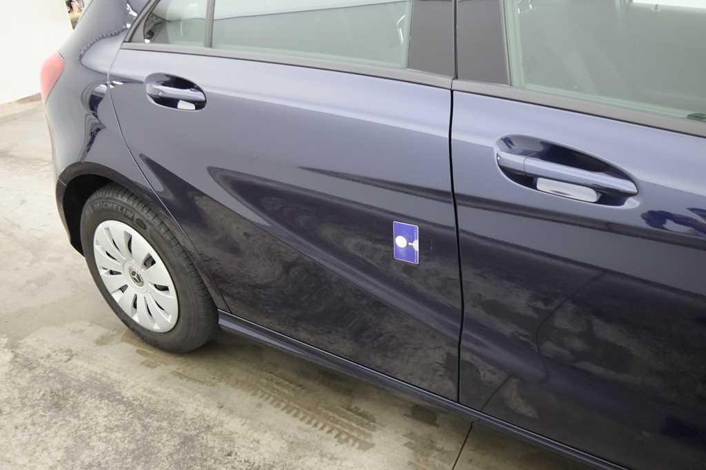 Mercedes-Benz A-Klasse 2017 photo 38