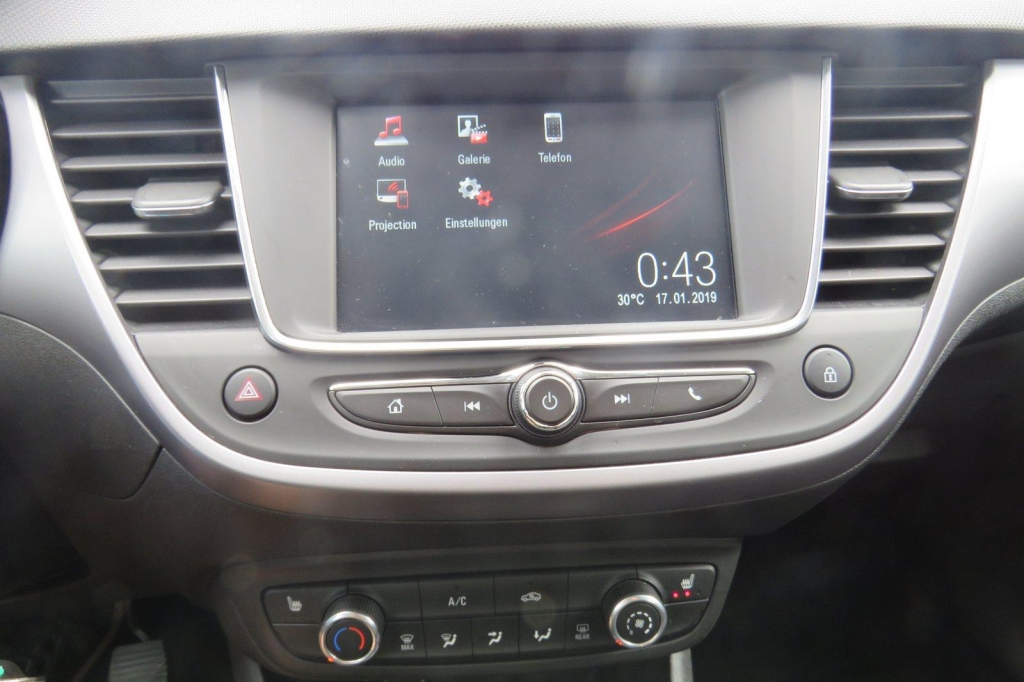 Opel Crossland X 2019 photo 1