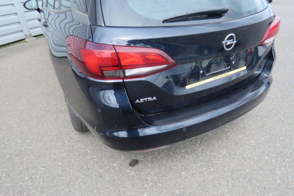Opel Astra Sports Tourer 2019 photo 14