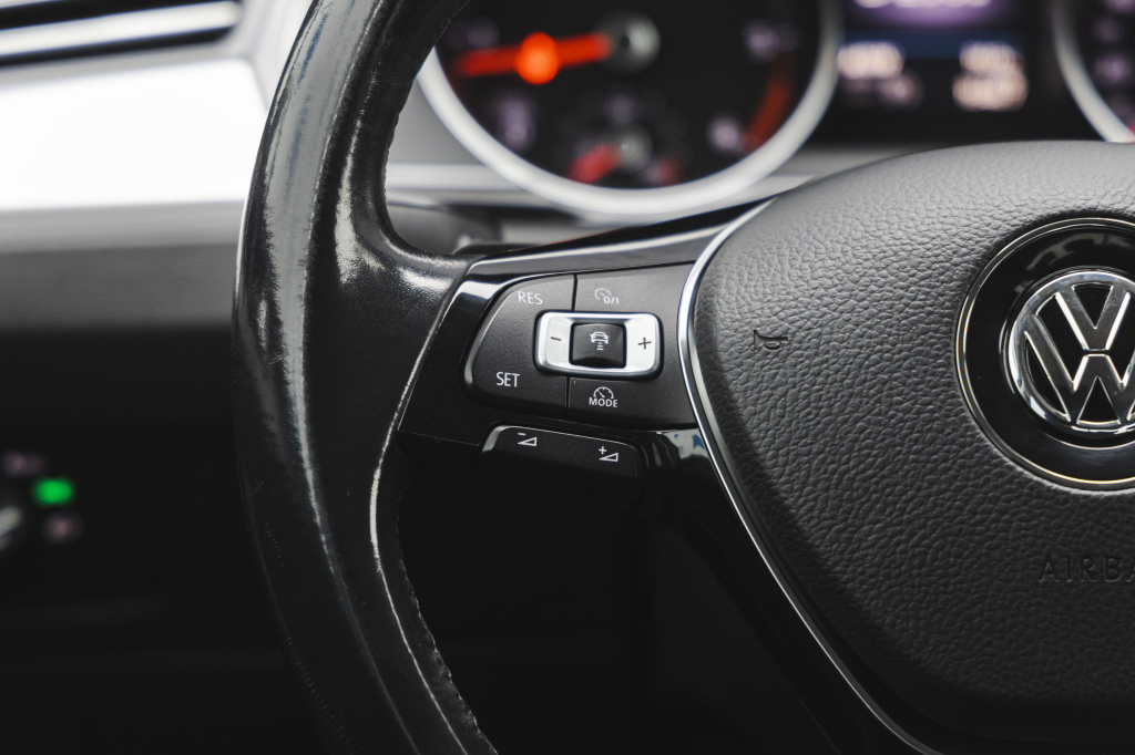 Volkswagen Passat 2016 фото 16