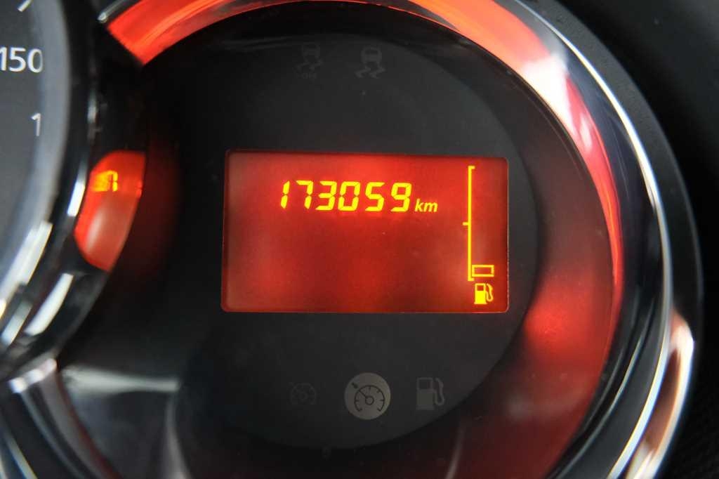 Dacia Duster 2015 фото 3