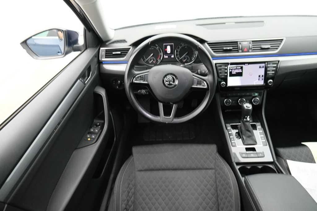 Skoda Superb Combi 2017 фото 5