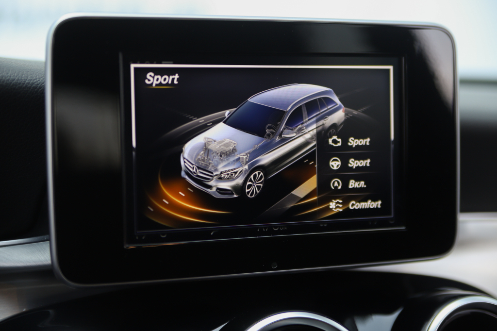 Mercedes-Benz C 200 Avantgarde 2016 фото 46