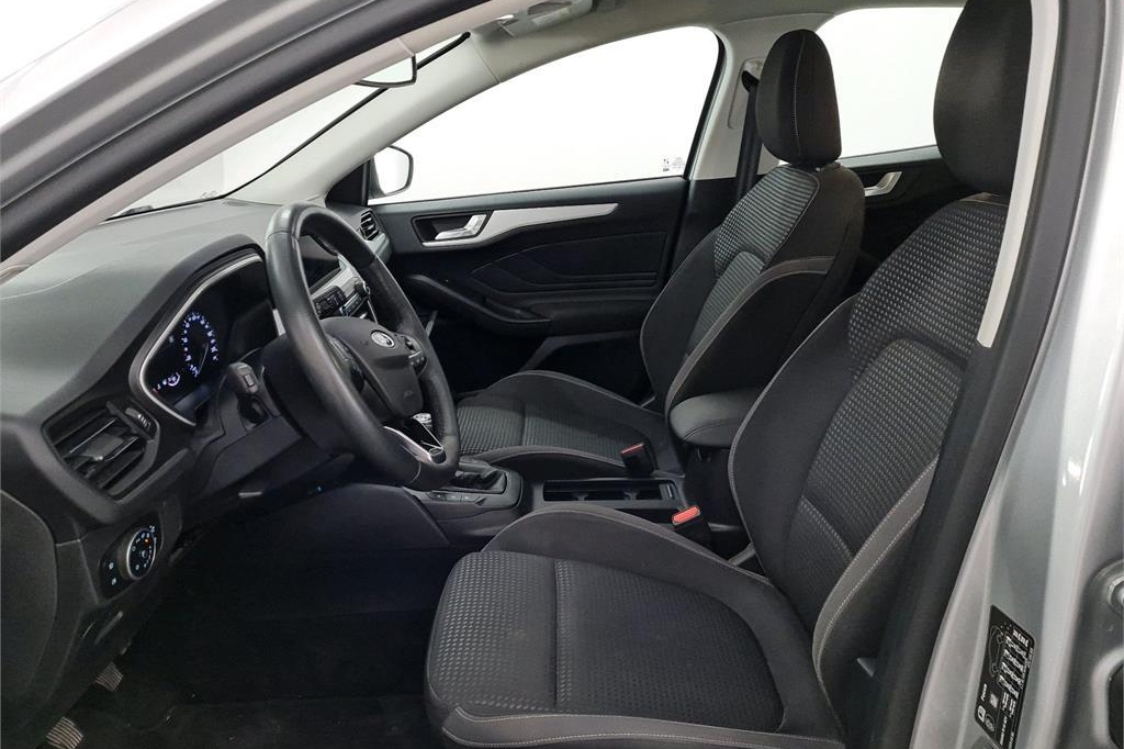 Ford Focus 2020 фото 1