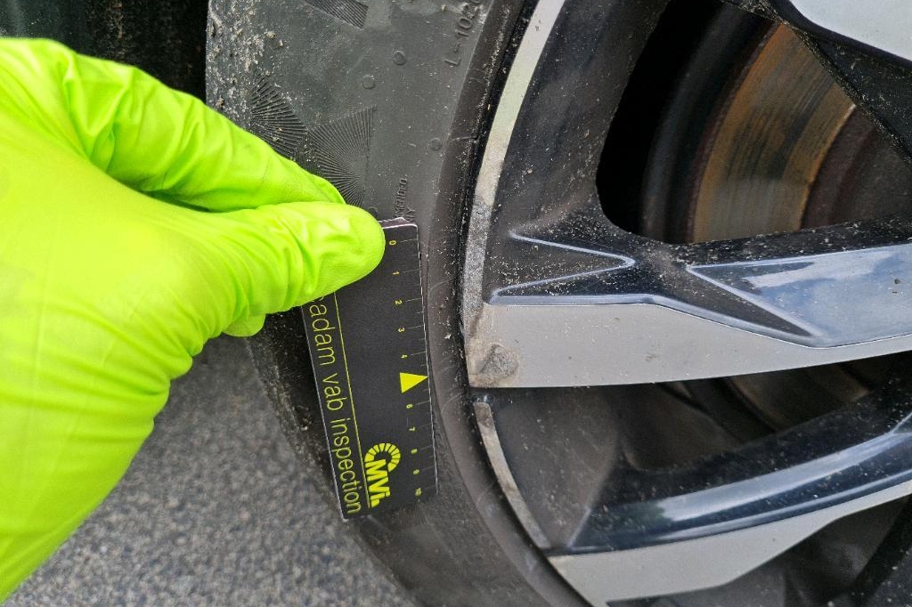 Volvo V60 2017 фото 19