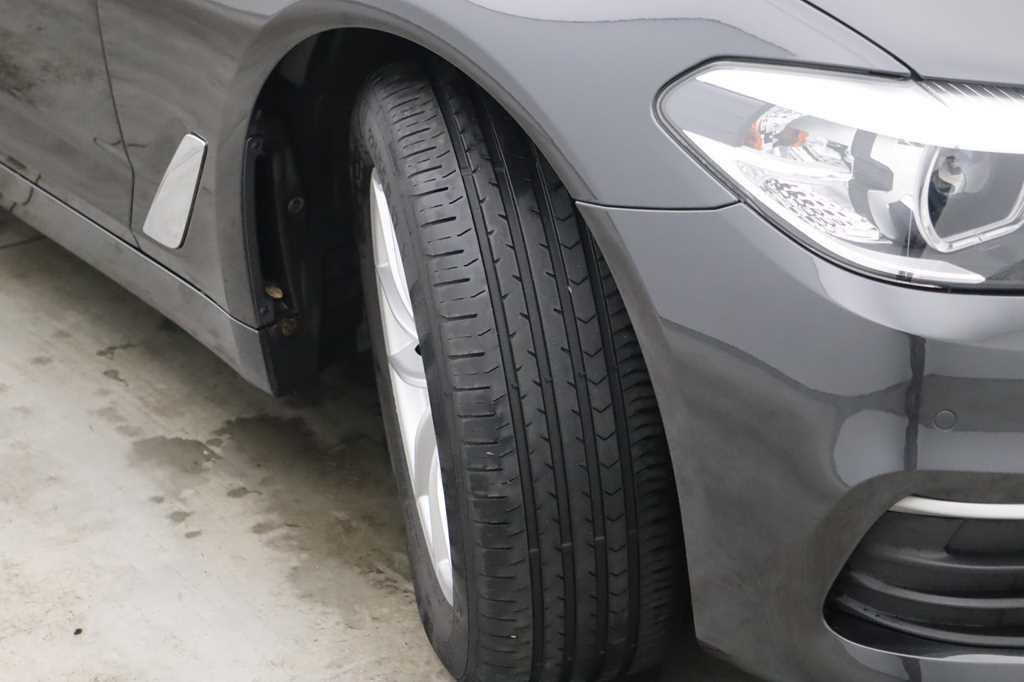 BMW 5er Touring 2018 фото 9