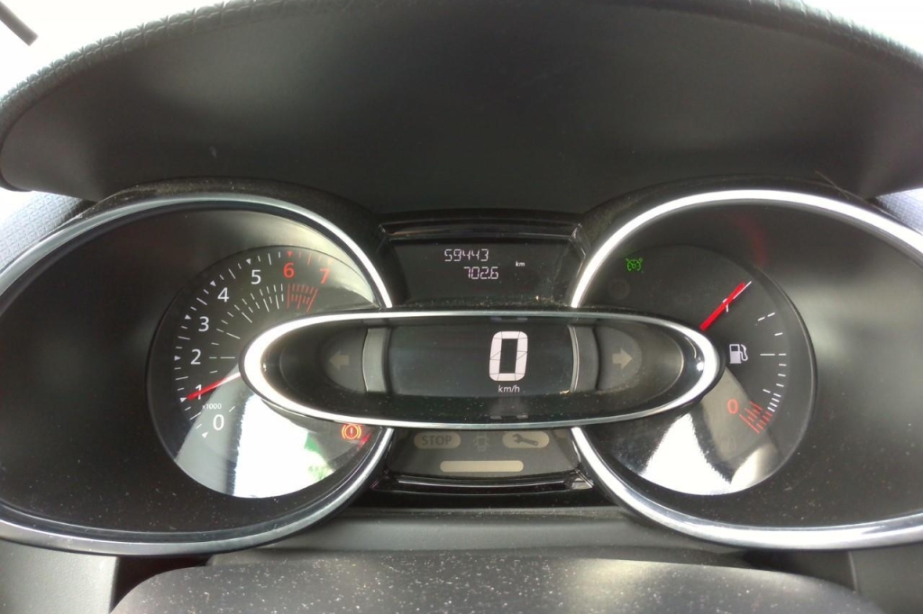 Renault Clio 2019 photo 1