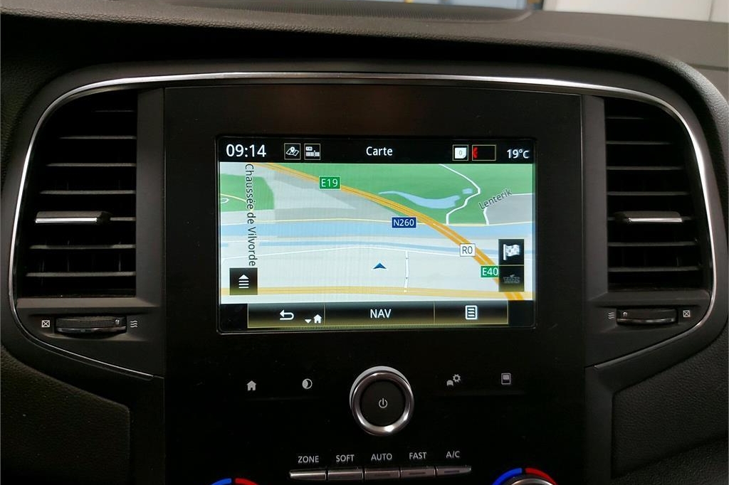 Renault Megane Grandtour 2020 photo 1