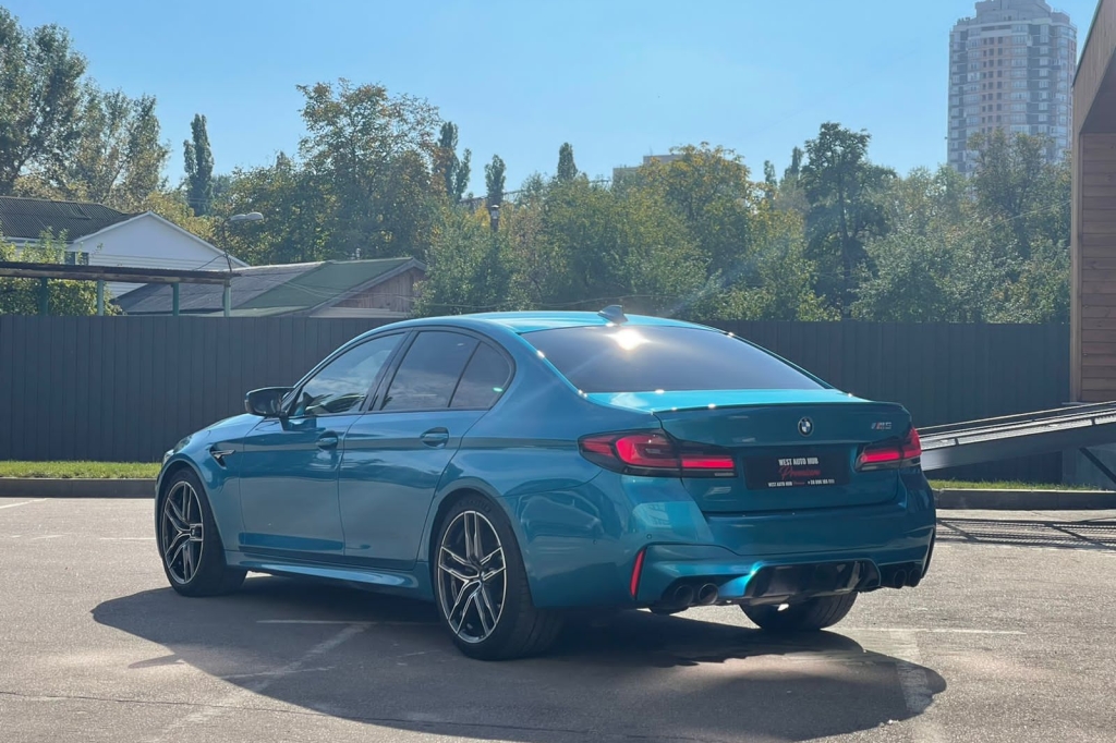 BMW M5 2020 фото 6