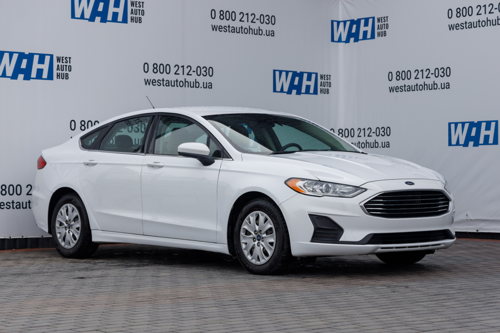 Ford Fusion S 2019 photo 2