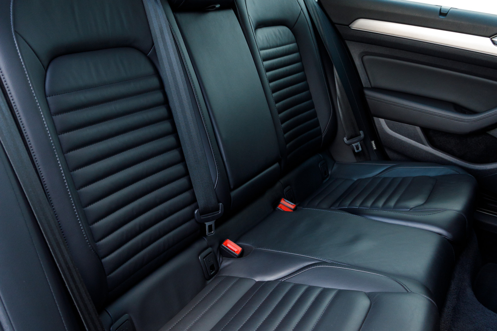 Volkswagen Passat B8 Highline 4Motion 2016 фото 13