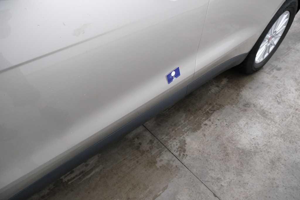 Jaguar F-Pace 2016 фото 23