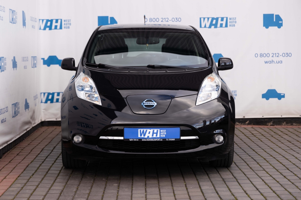Nissan Leaf 2013 photo 2