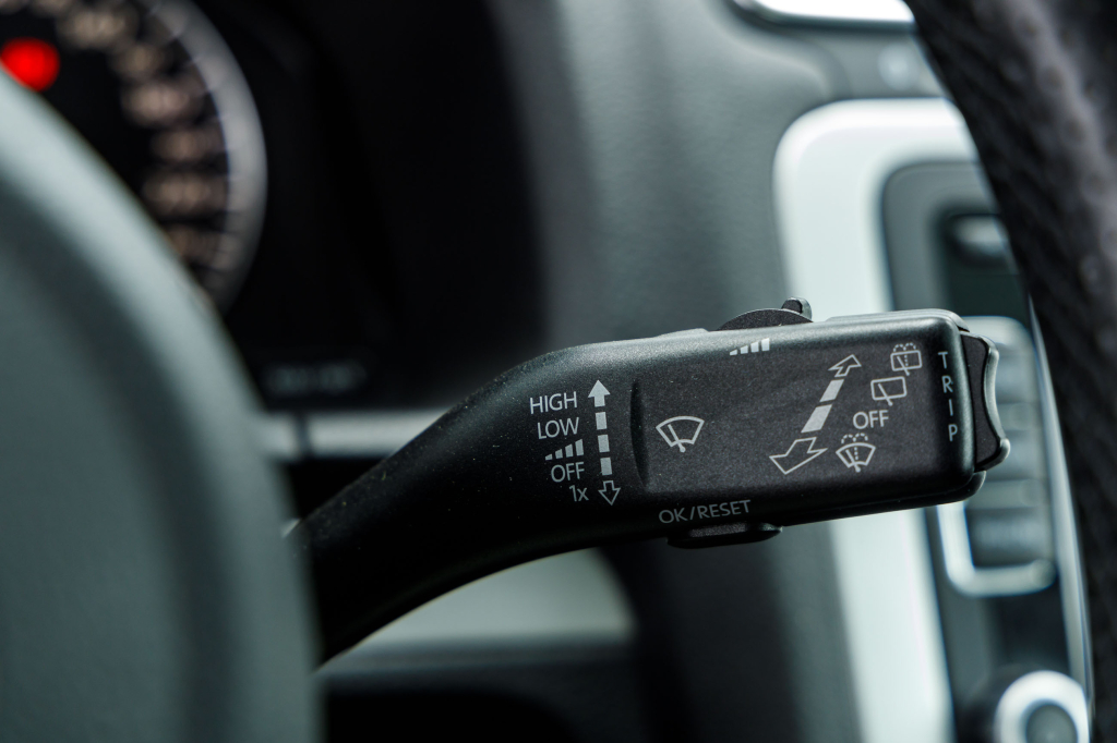 Volkswagen Scirocco 2009 фото 13