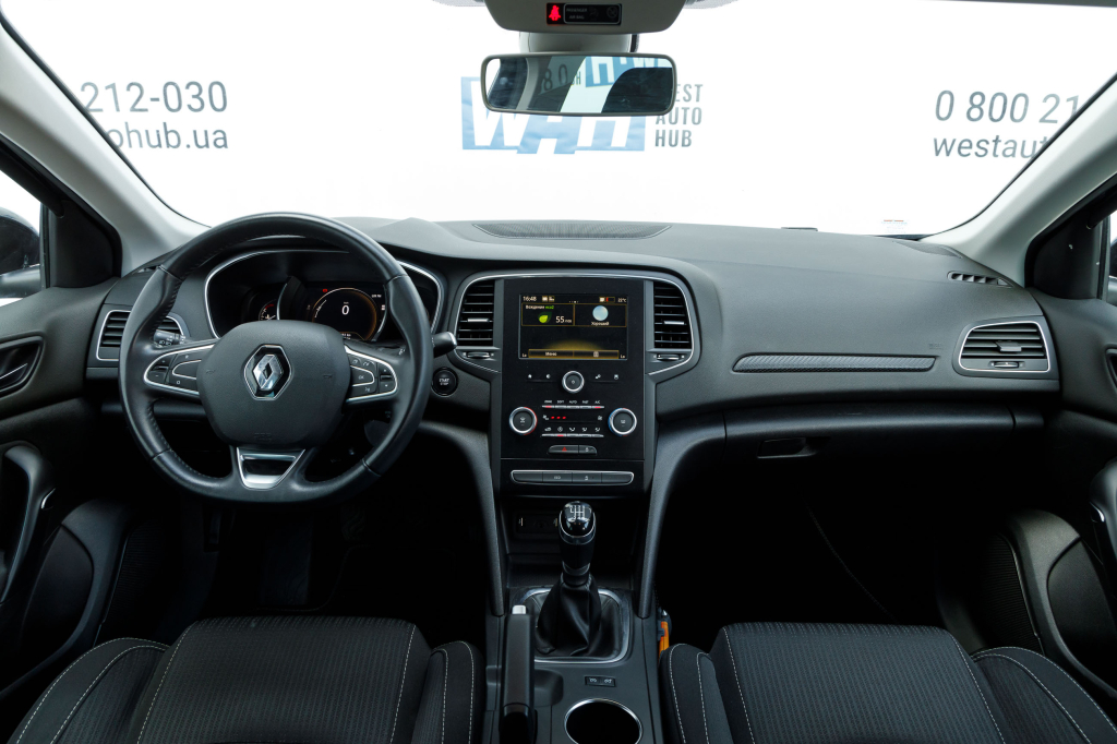 Renault Megane Limited 2017 photo 22