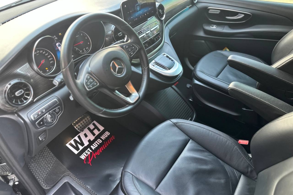 Mercedes-Benz V-Class  220d Long AT 2020 фото 10