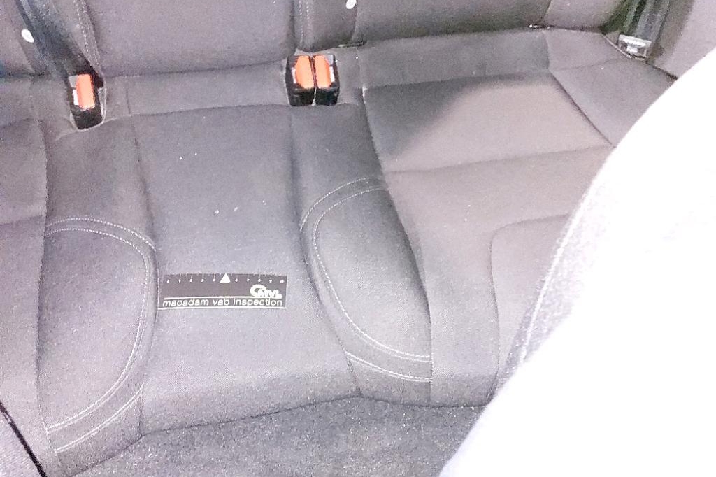 Volvo V40 2018 photo 17