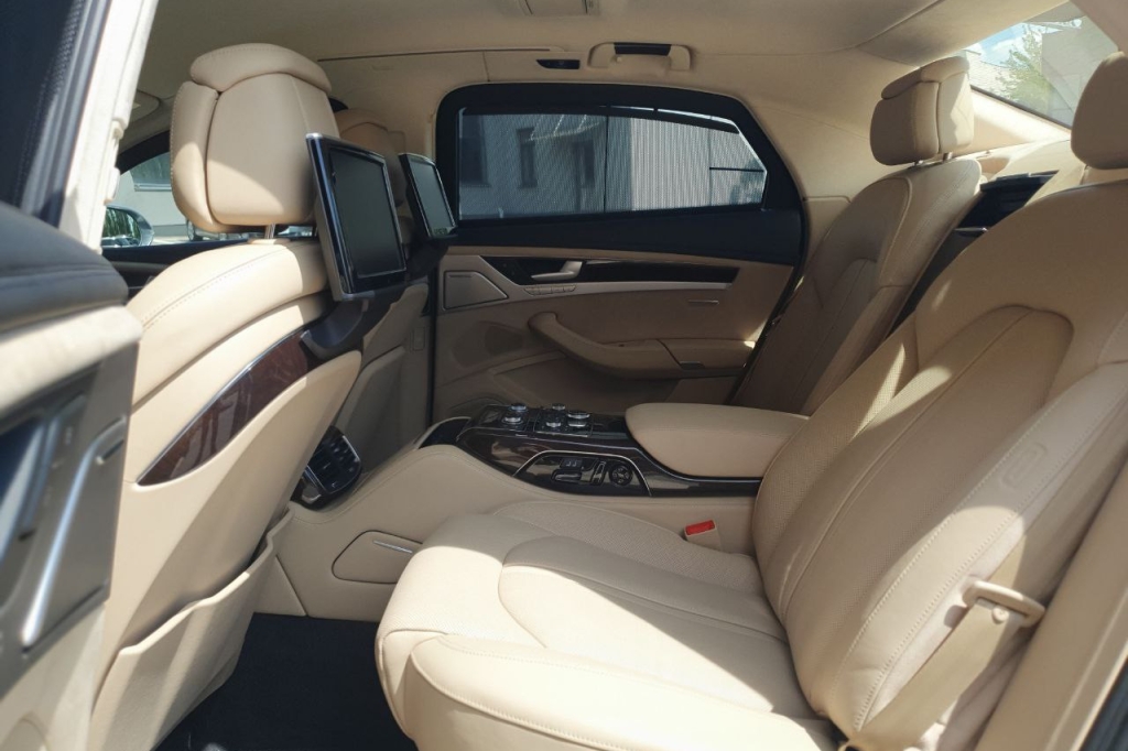 Audi A8 Long Security VR9 Quttro 2015 photo 15