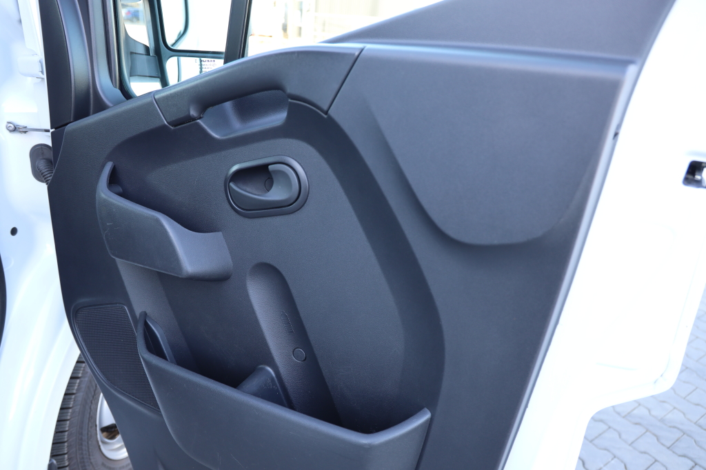 Renault Master 2020 фото 40