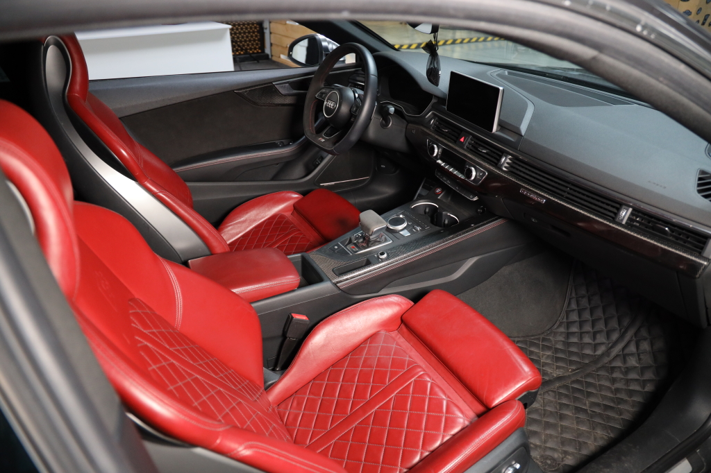 Audi S5 2017 фото 9