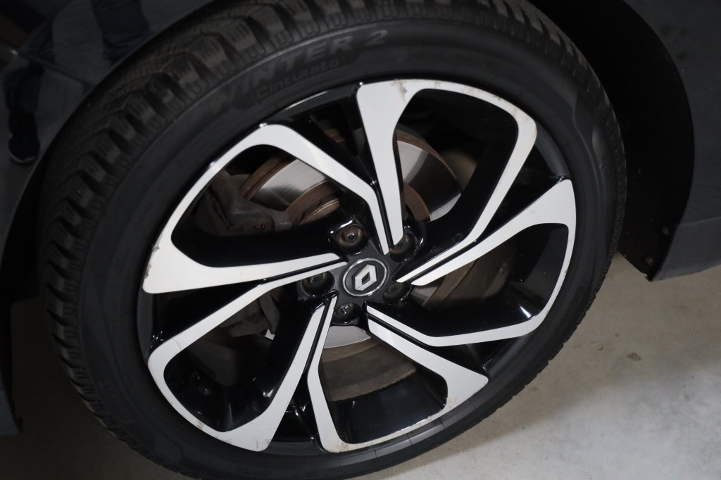 Renault Scenic 2017 фото 45