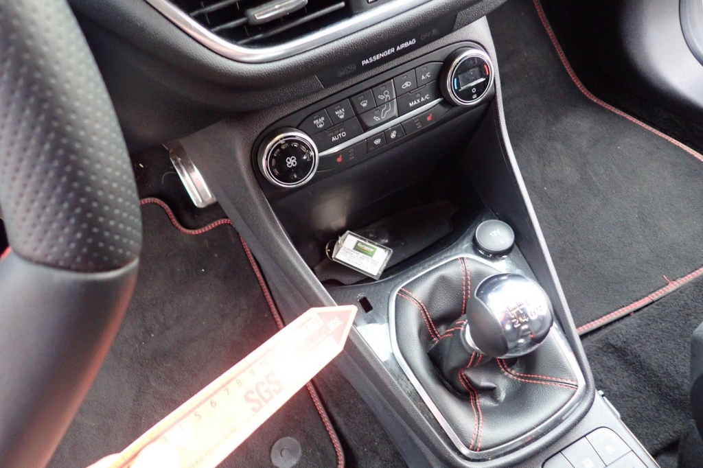 Ford Fiesta 2020 фото 38