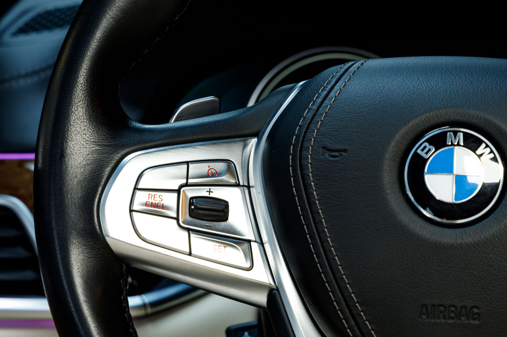 BMW 740 2016 фото 31