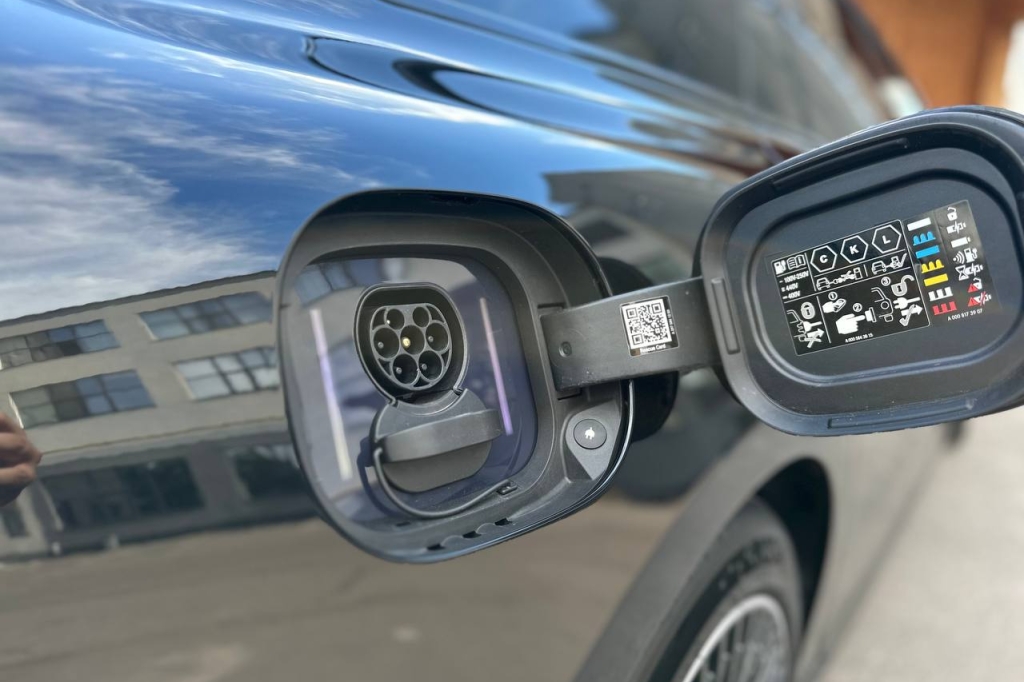 Mercedes-Benz EQS 53 AMG 4MATIC+ 2022 фото 8