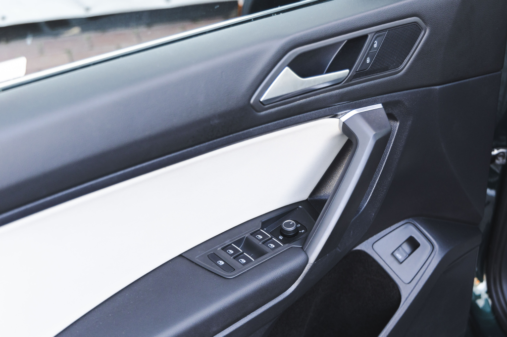 Volkswagen Tiguan SEL 2019 фото 21