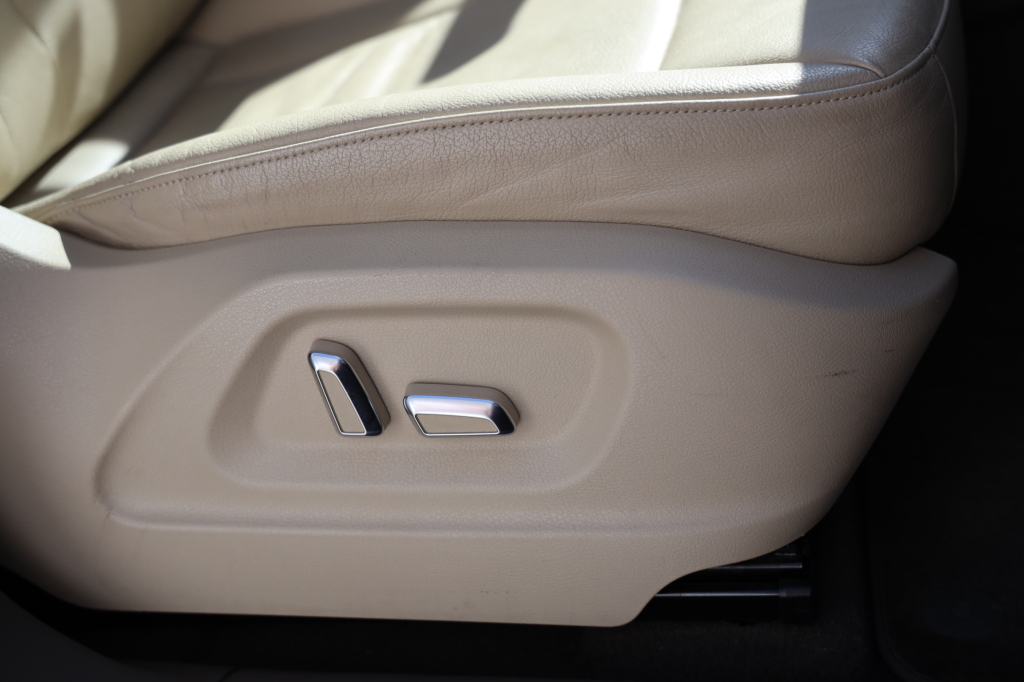 Audi Q5 2012 фото 31