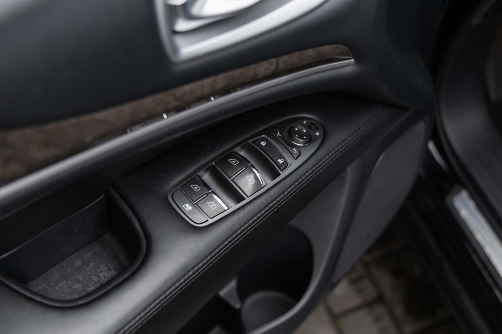 Infiniti QX60 2014 фото 15