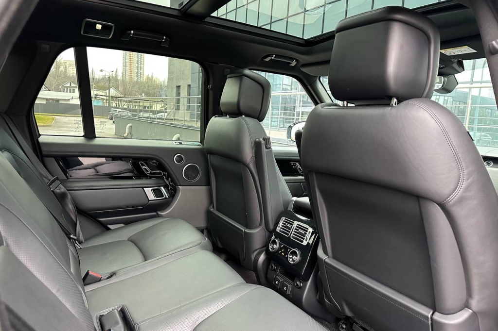 Land Rover Range Rover 4.4D 2018 фото 19