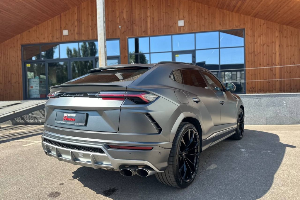 Lamborghini Urus 2019 фото 7