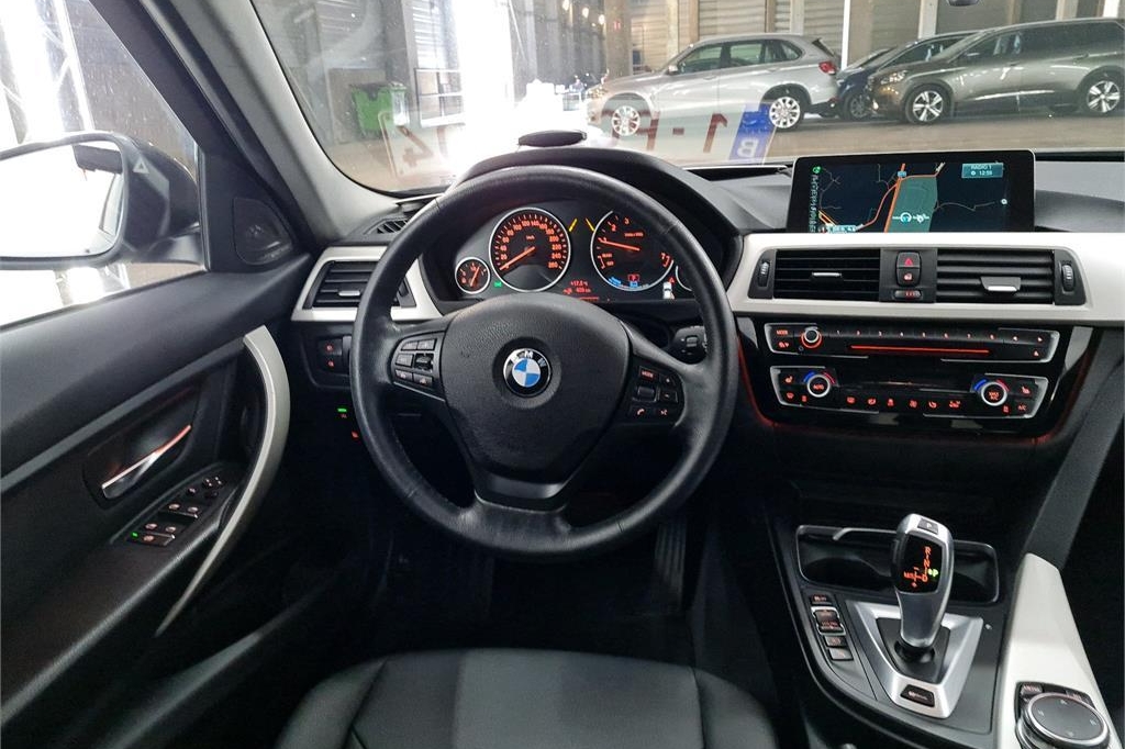 BMW 3er 2016 фото 7