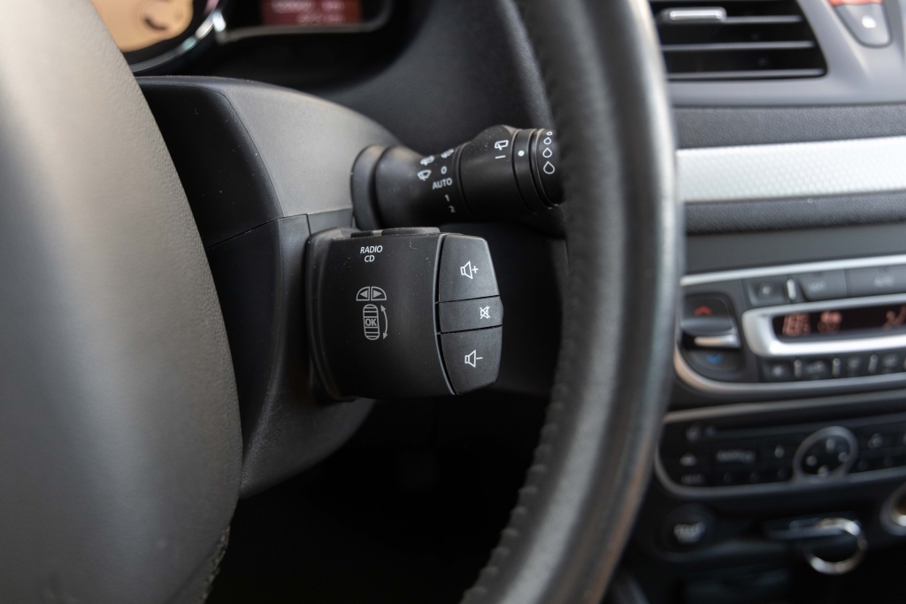 Renault Megane 2009 photo 20