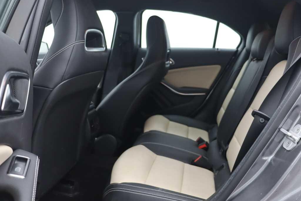 Mercedes-Benz A-Klasse 2016 photo 3