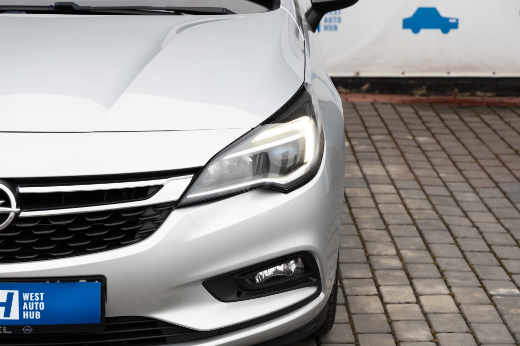 Opel Astra 2017 фото 2
