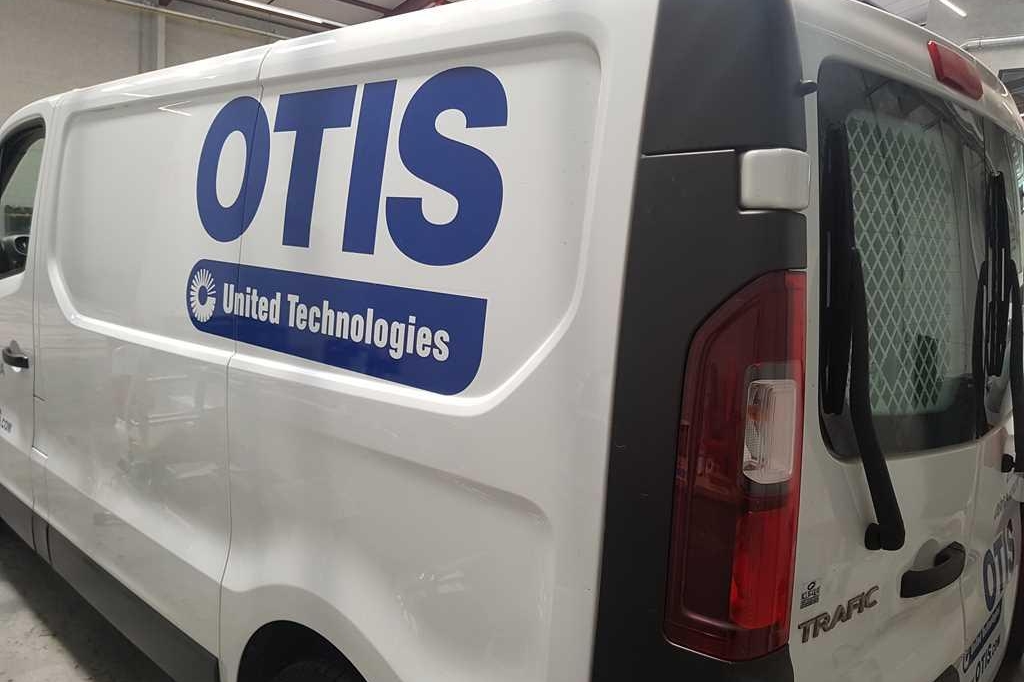 Renault Trafic 2015 фото 33