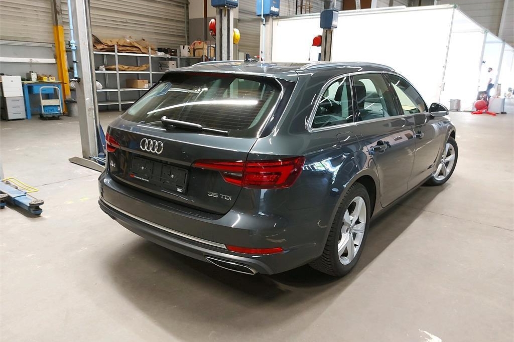 Audi A4 Avant 2019 photo 5