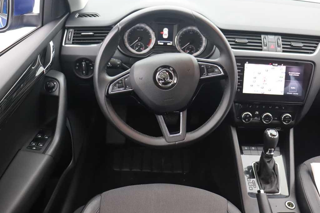 Skoda Octavia 2018 photo 5