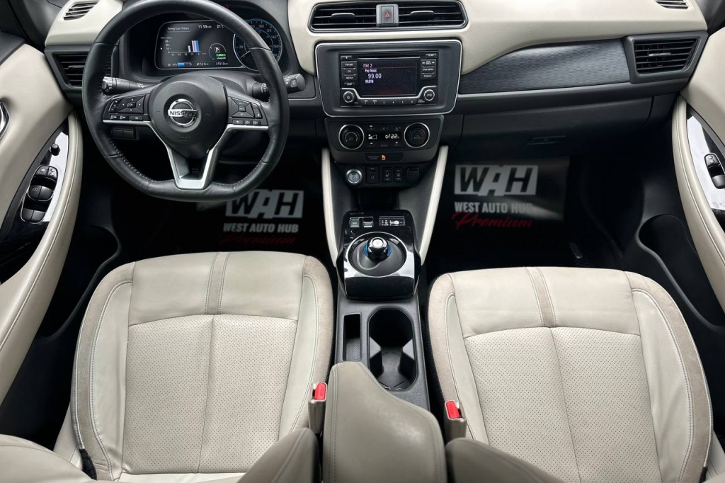 Nissan Leaf 40 kWh 2019 photo 17