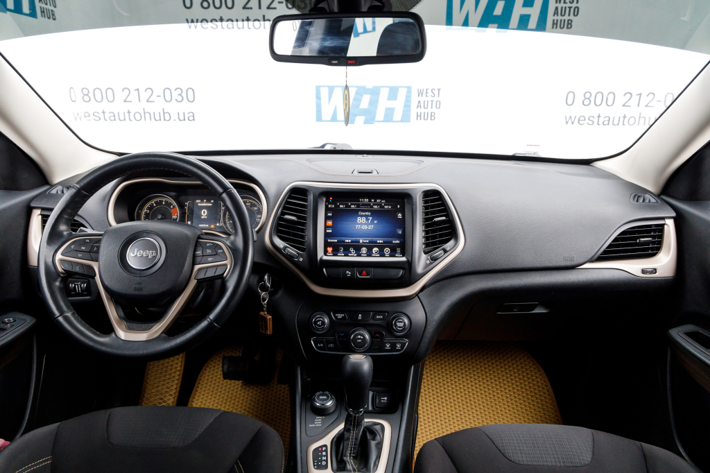 Jeep Cherokee Latitude 4x4 2016 фото 5