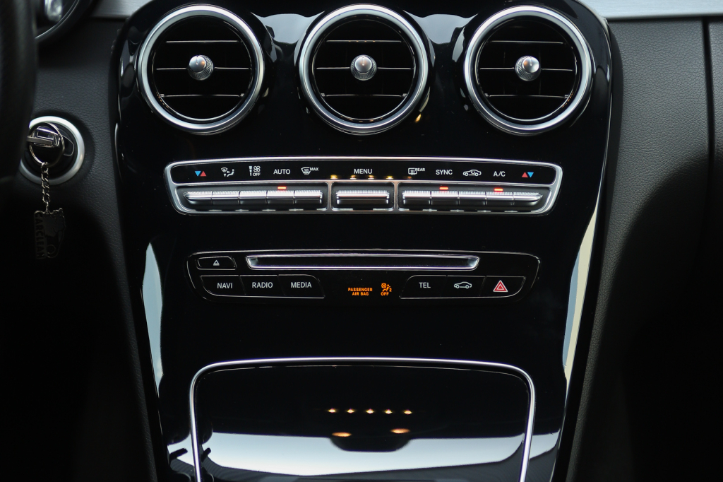 Mercedes-Benz C 200 Avantgarde 2016 фото 17